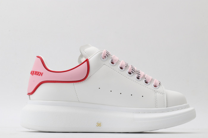 alex mcqu sneakers