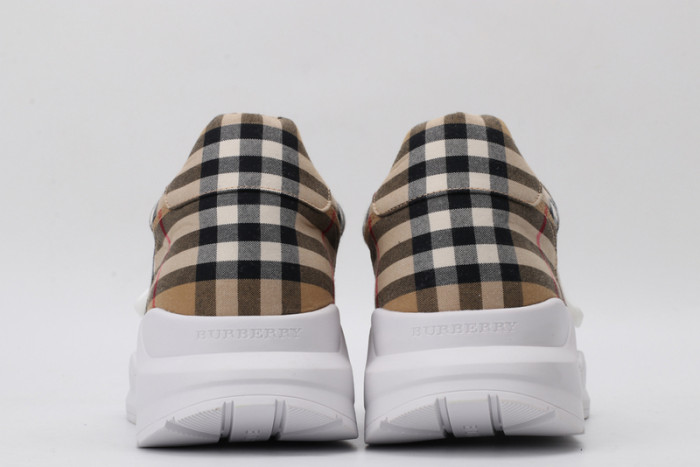 BUBERY SNEAKER