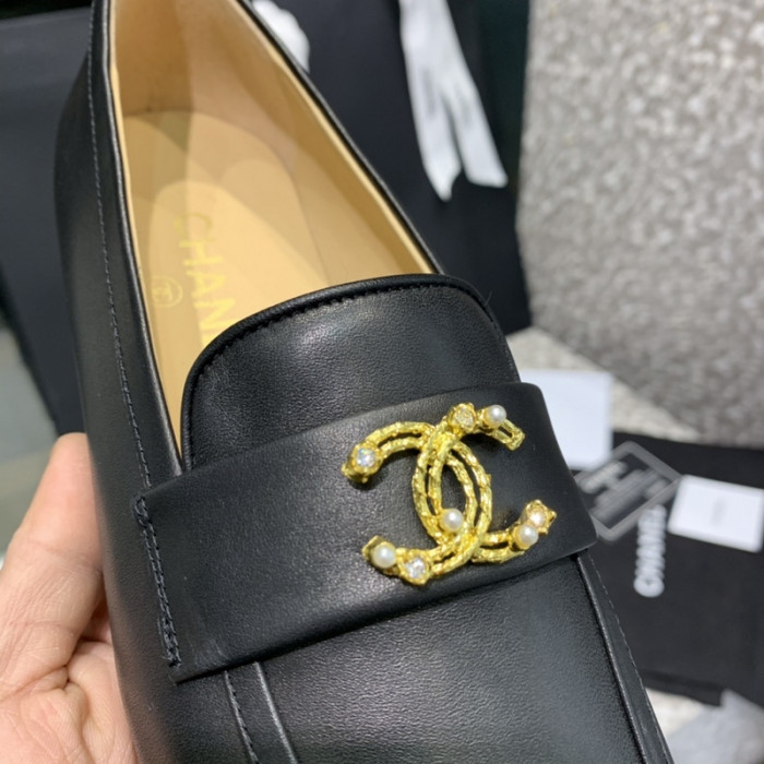 chan loafer