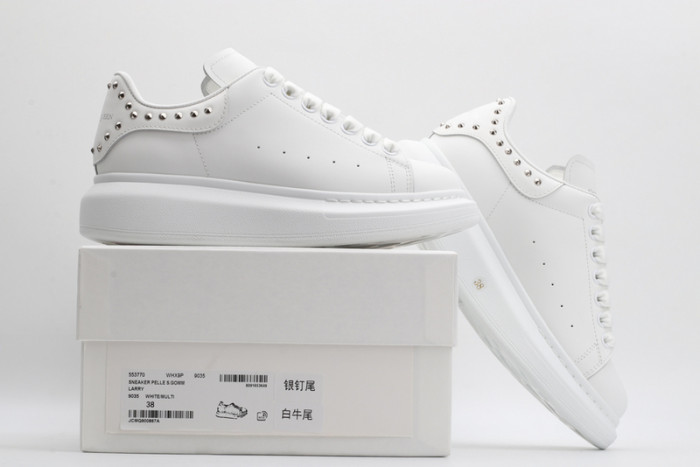 alex mcqu sneakers