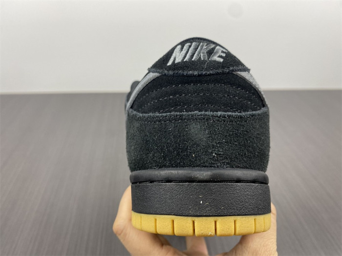 nike sb dunk low fog bo6817-010