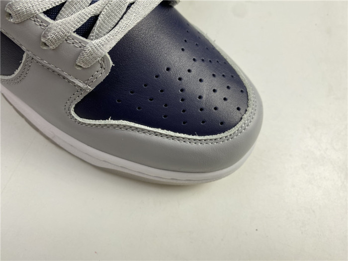 nike sb dunk low grey dark blue dd1768-400