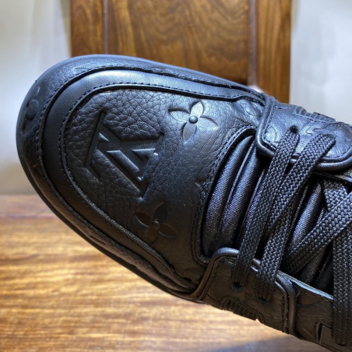 lovt sneaker