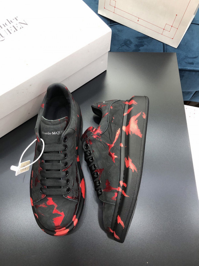 alex mcqu sneakers