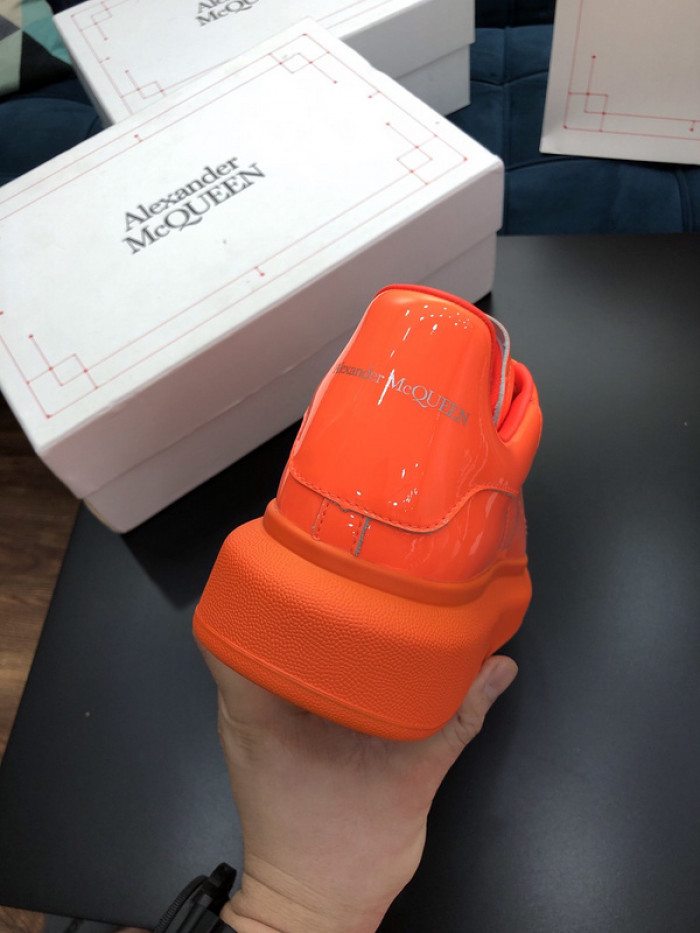 alex mcqu sneakers