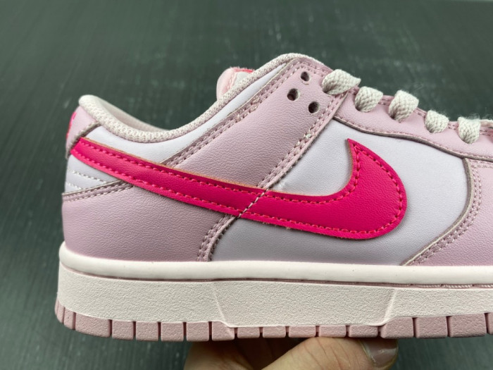 nike dunk low gs triple pin dh9765-600