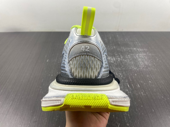Ba*len*cia*ga -phantom sneaker 744734 w3xl6 9031