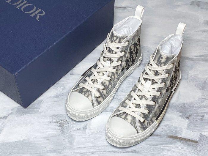 dr b23 homme kaws h903p164