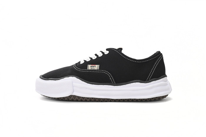 MIHARA YASUHIRO BLACK AND WHITE MY1