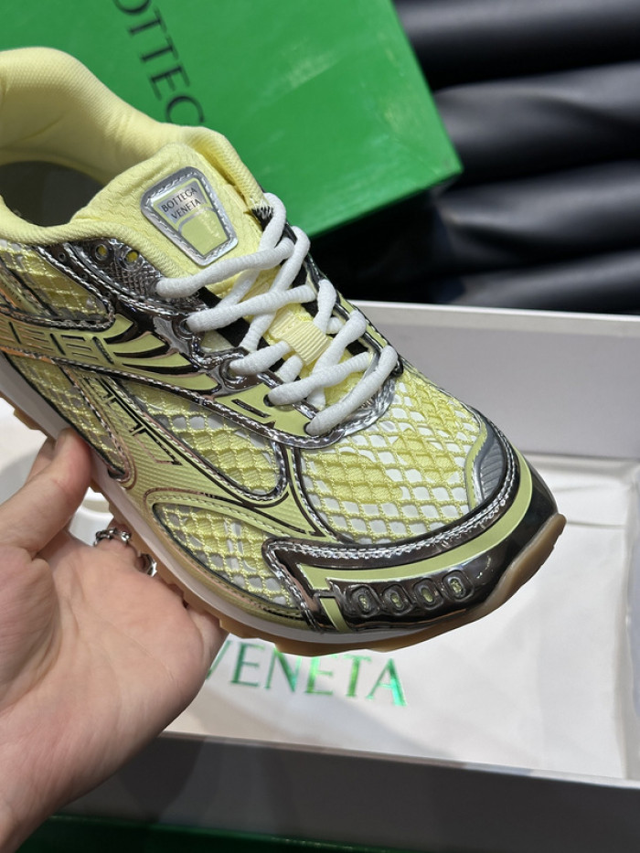 b0tte*a Ven*ta orbit sneaker bv008